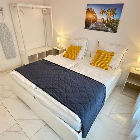 Stillvoll Neubau-Appart Nahe Legoland Und Fachklinik Ichenhausen Luaran gambar